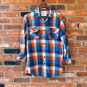 American Eagle Plaid Button Down Shirt